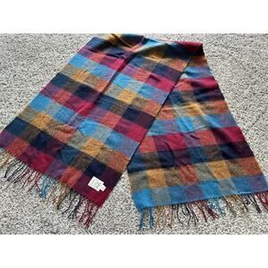 AVOCA THE MILL IRELAND 100% Pure New Wool Plaid Scarf Wrap 19 x 68 NICE G23